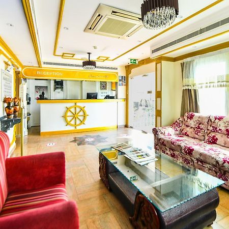 Oyo 137 Marina Hotel มัสกัต ภายนอก รูปภาพ